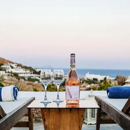 Villa Qamar Mykonian *